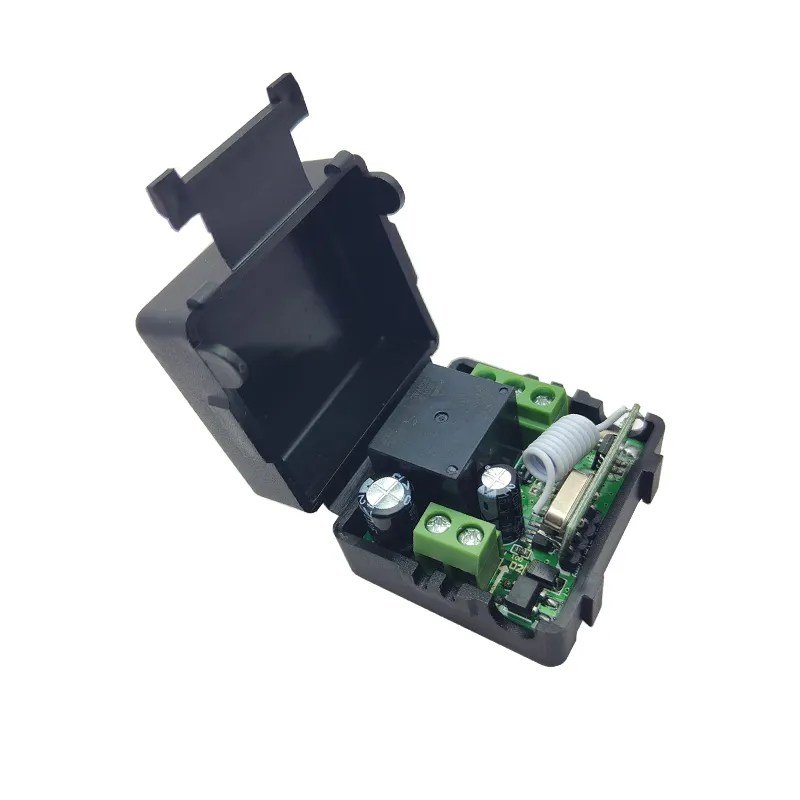 1-Ch-Wireless-Smart-Remote-Control-Relay-Switch-12V-DC-10A-315MHZ-Transmitter-And-Receiver-Set-in-Pakistan.jpg 1 Channel Wireless Smart Remote Control Relay Switch 12V DC 10A 433MHZ Transmitter And Receiver Set - Image 2