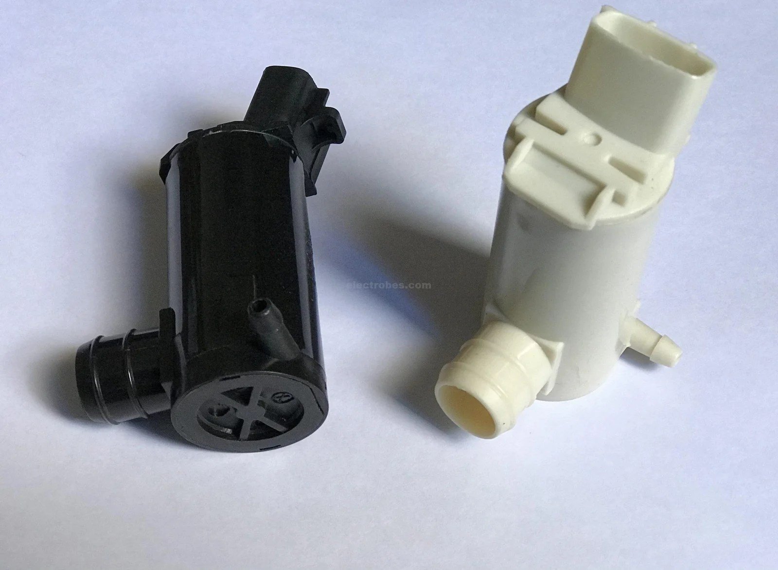 IMG-1685-scaled-1.jpg DC High Pressure Water Pump Suction Motor Pump DC 12V 2.8A - Image 3