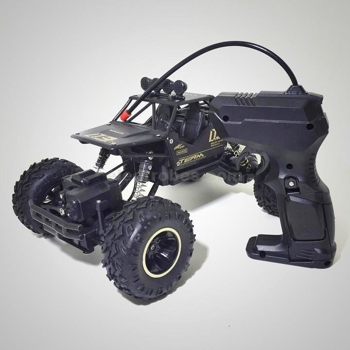 xe-dia-hinh-maxis-03-sieu-ben-bao-hanh-1-thang-1m4G3-ILbUff_simg_d0daf0_800x1200_max.jpeg Team Maxis 03 2.4G Rechargeable RC Car 4×4 High Speed Off-road Vehicle Buggy Black - Image 3