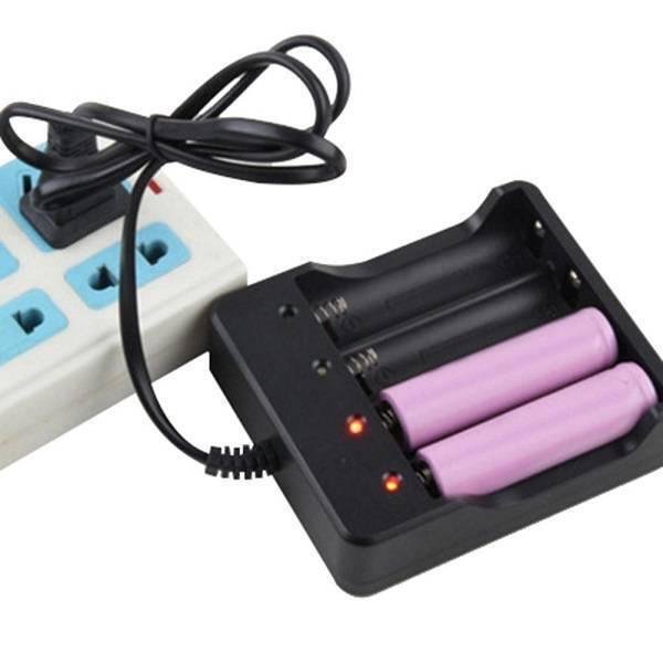 4 slot 18650 li ion battery 4.2v four slot lithium batteries smart charger in lahore karachi islamabad peshawar quetta mardan multan hyderabad faisalabad pakistan 1.jpg