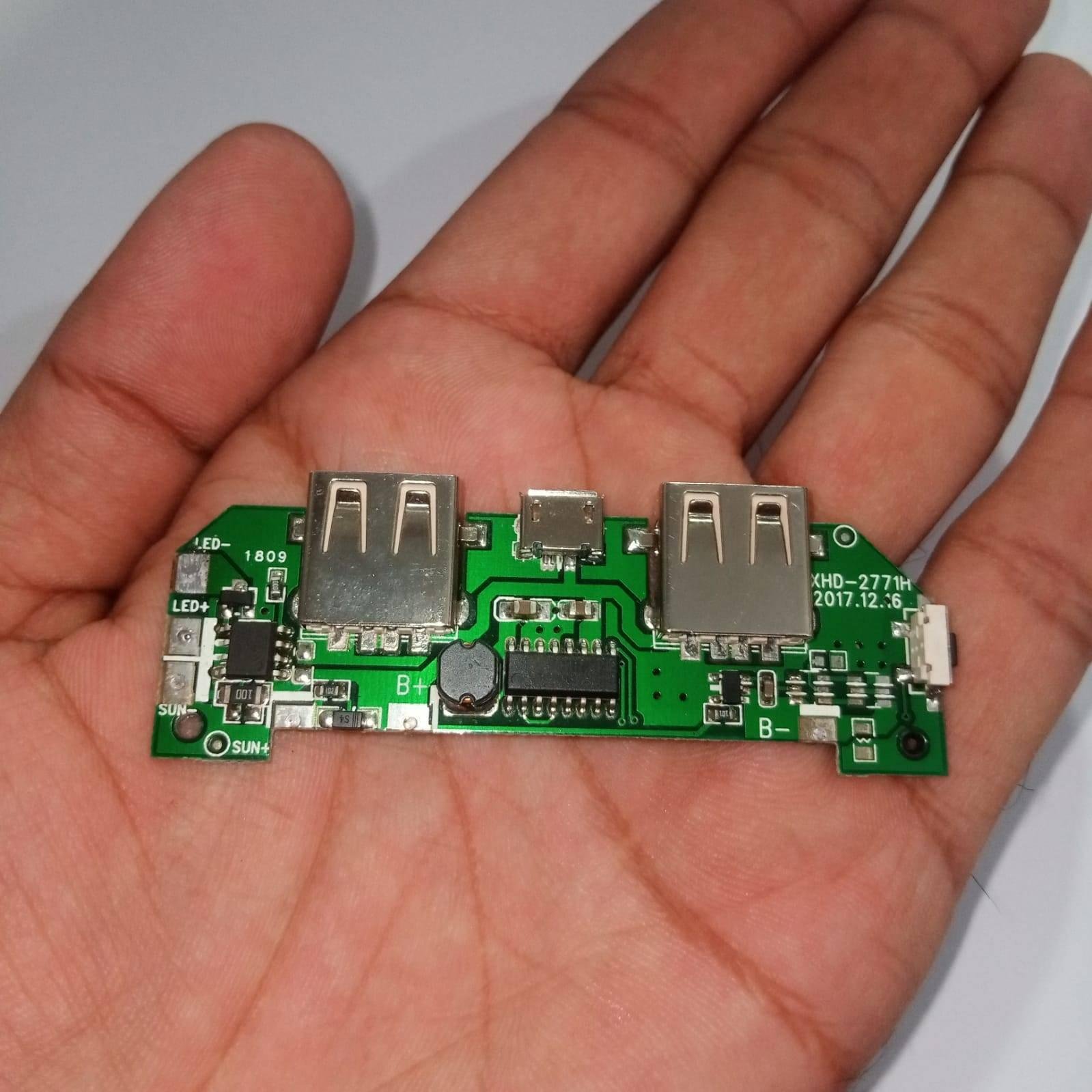 5v 2a diy power bank module with emergency light points 2.jpg