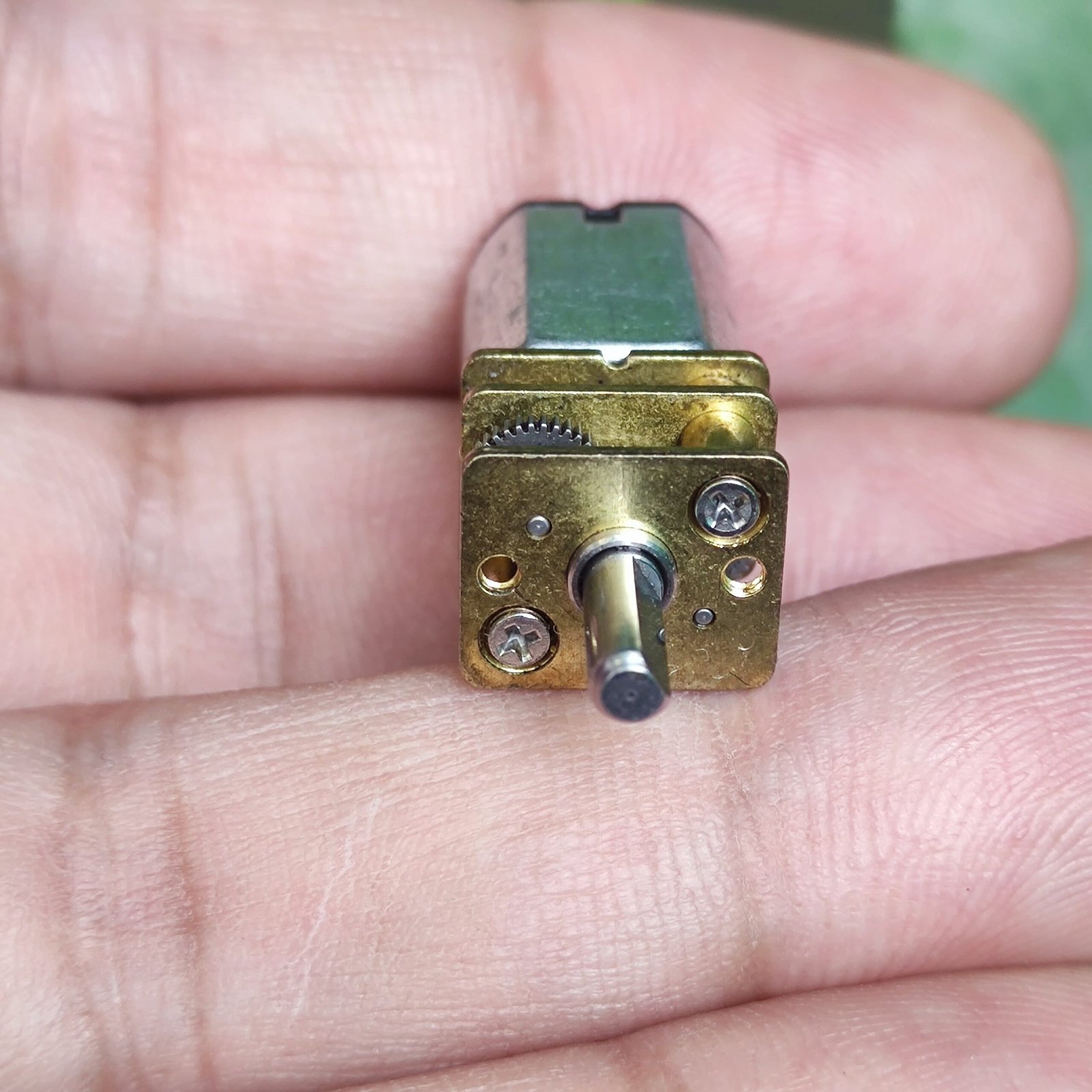 68rpmn20dcgearmotorsmallplanetarygear2.jpg 68rpmn20dcgearmotorsmallplanetarygear2.jpg