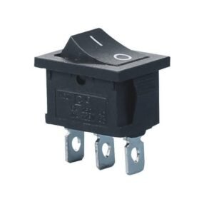 6a 3 pin on on 2 way rocker switch spdt.jpg