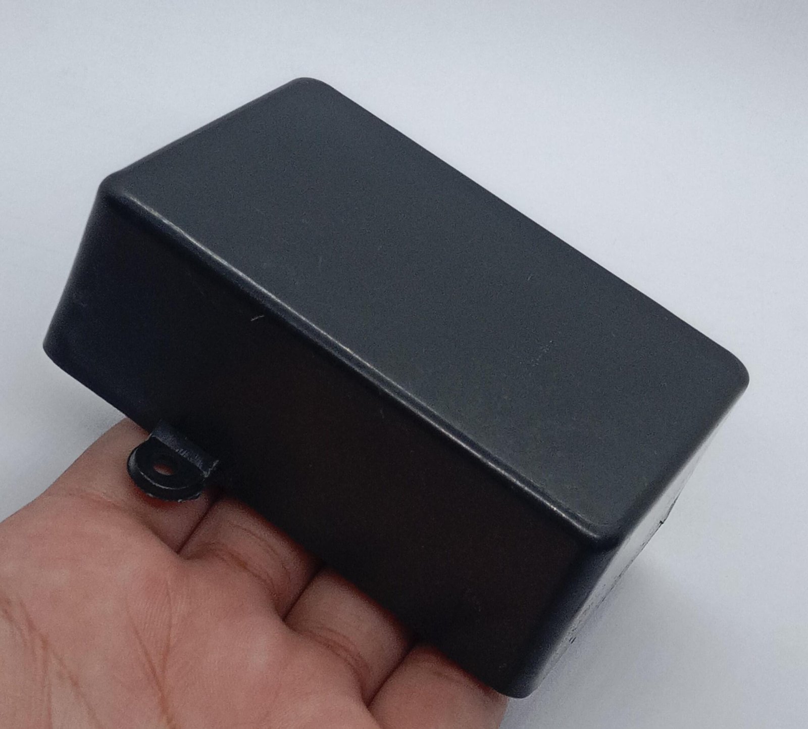 87mm x 55mm x33mm abs box pcb enclosure plastic box project box 2.jpg 87mm x 55mm x33mm abs box pcb enclosure plastic box project box 2.jpg
