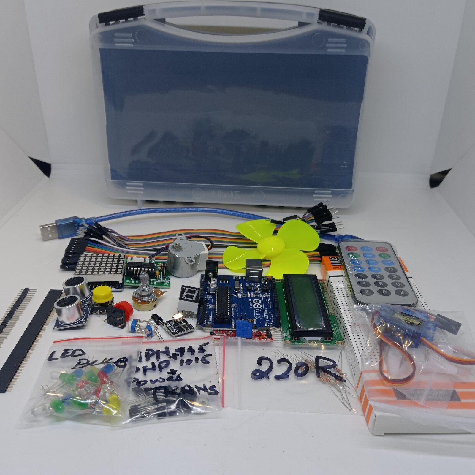 arduinostarterkitinpakistan5.jpg arduinostarterkitinpakistan5.jpg