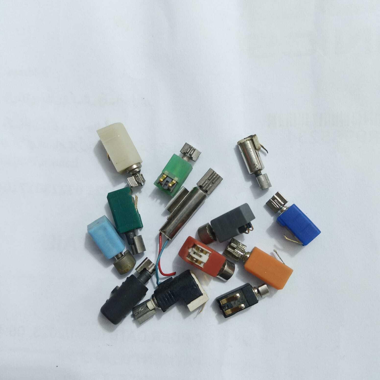 mini vibration motor mt35 3v 4.jpg mini vibration motor mt35 3v 4.jpg