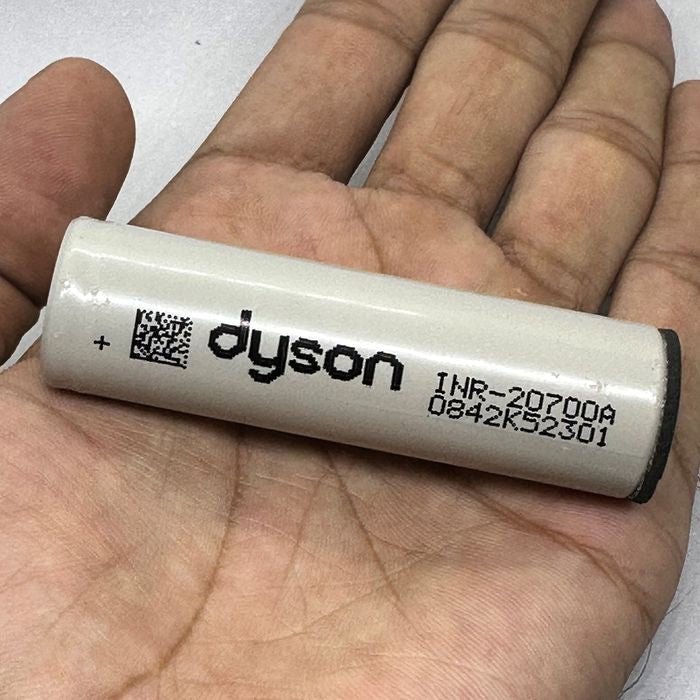 pull outoriginallithiumioncell3.7v3000mahliionbatterycellinpakistaninr 20700a 3.jpg pull outoriginallithiumioncell3.7v3000mahliionbatterycellinpakistaninr 20700a 3.jpg