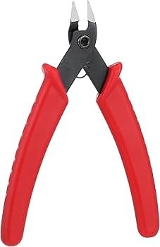 yth 109scuttingplier.jpg yth 109scuttingplier.jpg